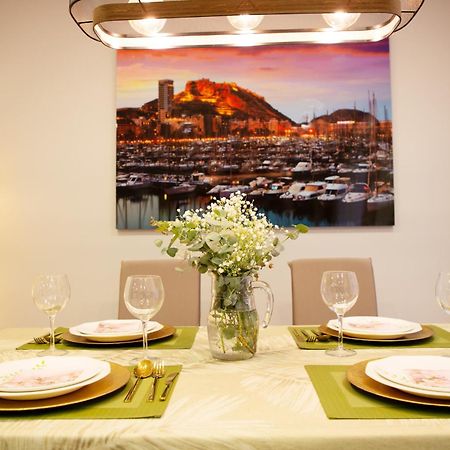 Luxury New Apartment City Centre & Beach, Alicante Buitenkant foto