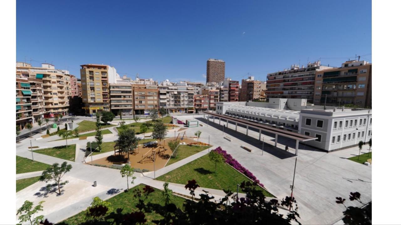 Luxury New Apartment City Centre & Beach, Alicante Buitenkant foto