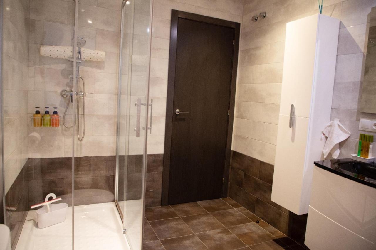 Luxury New Apartment City Centre & Beach, Alicante Buitenkant foto