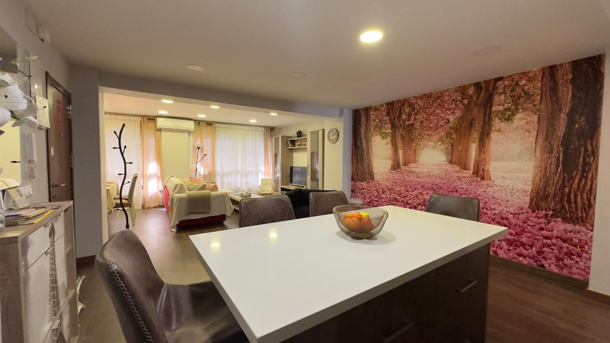 Luxury New Apartment City Centre & Beach, Alicante Buitenkant foto